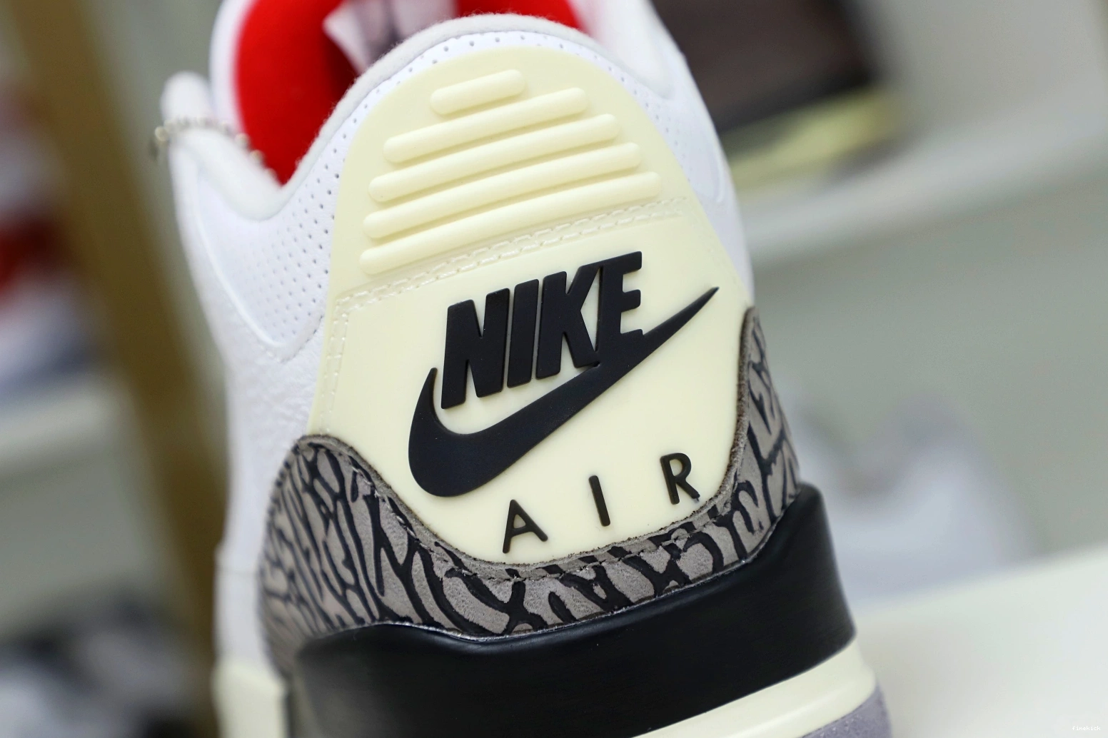 CEMENT 